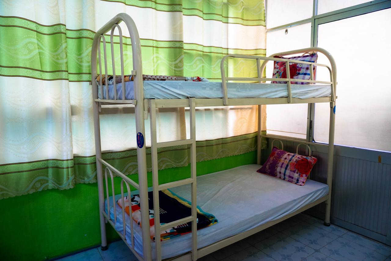 Color House Hostel Ho Chi Minh-stad Buitenkant foto