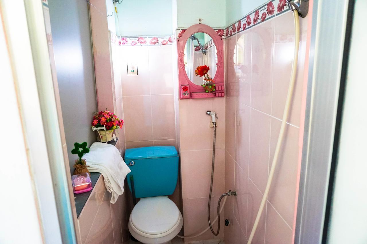 Color House Hostel Ho Chi Minh-stad Buitenkant foto