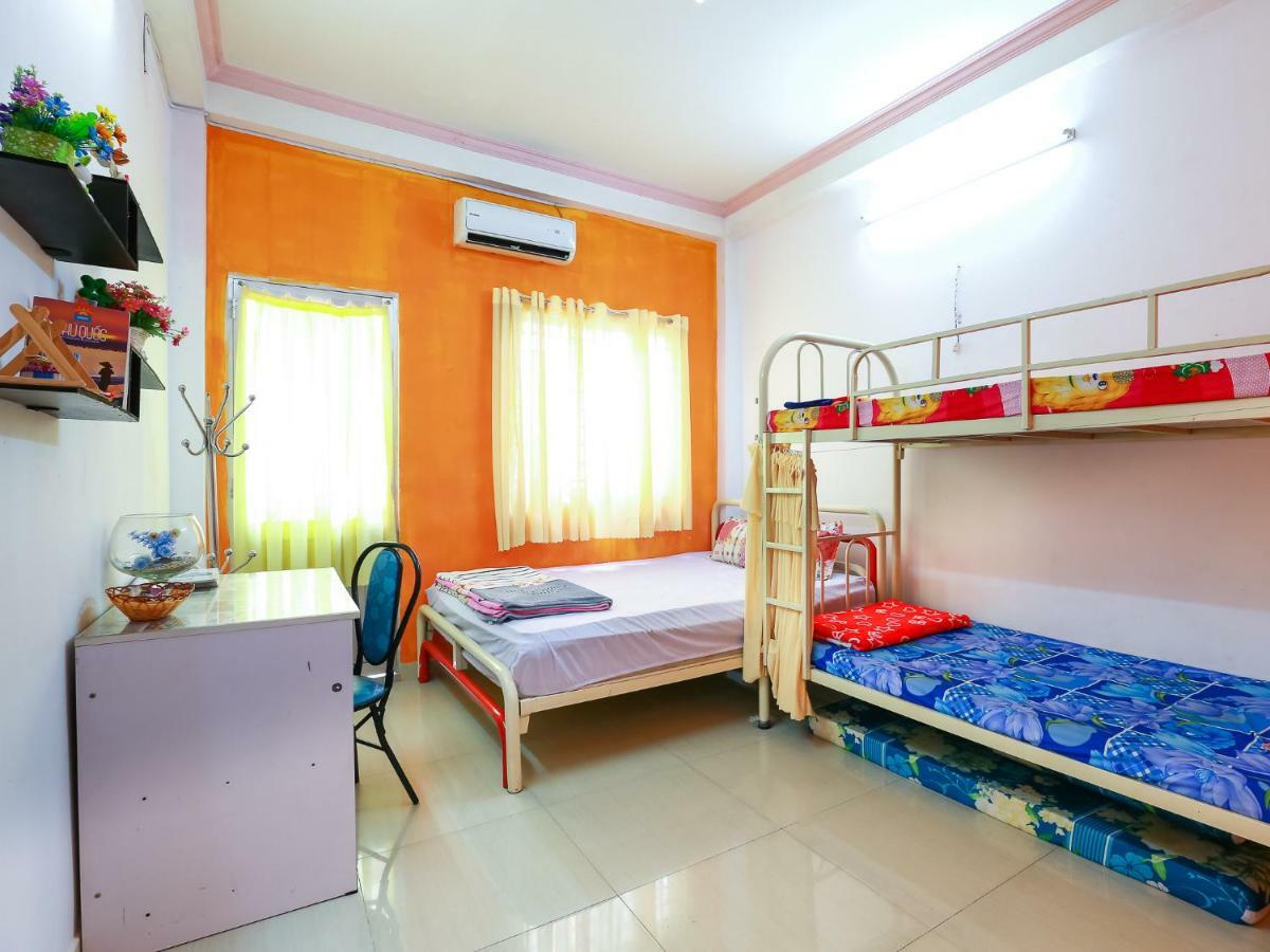 Color House Hostel Ho Chi Minh-stad Buitenkant foto