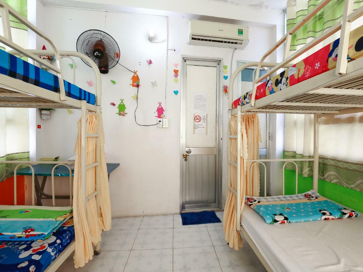 Color House Hostel Ho Chi Minh-stad Buitenkant foto